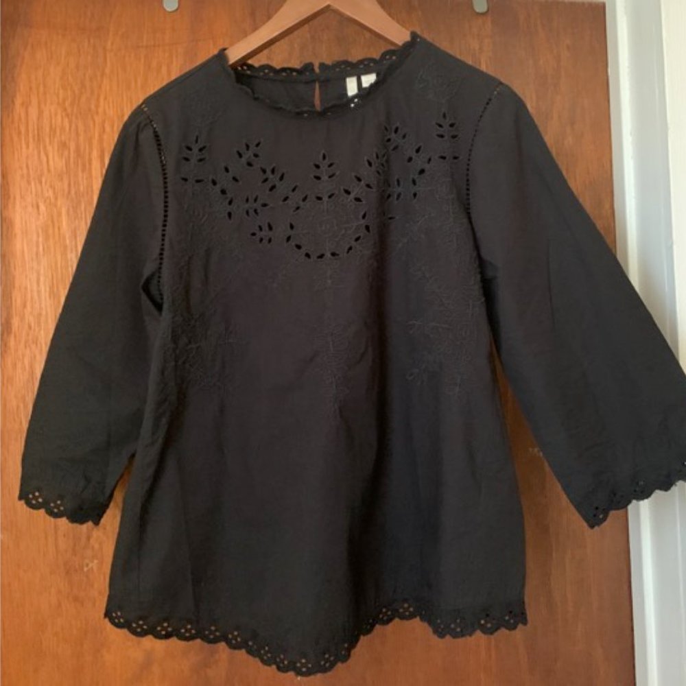 Lauren Conrad L Cotton Eyelet Design